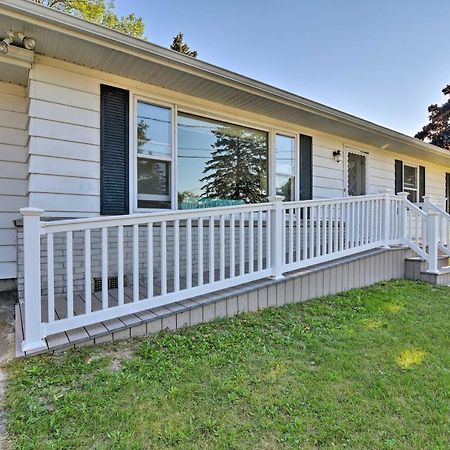 Lake Huron House With Grill And Beach Access! East Tawas المظهر الخارجي الصورة