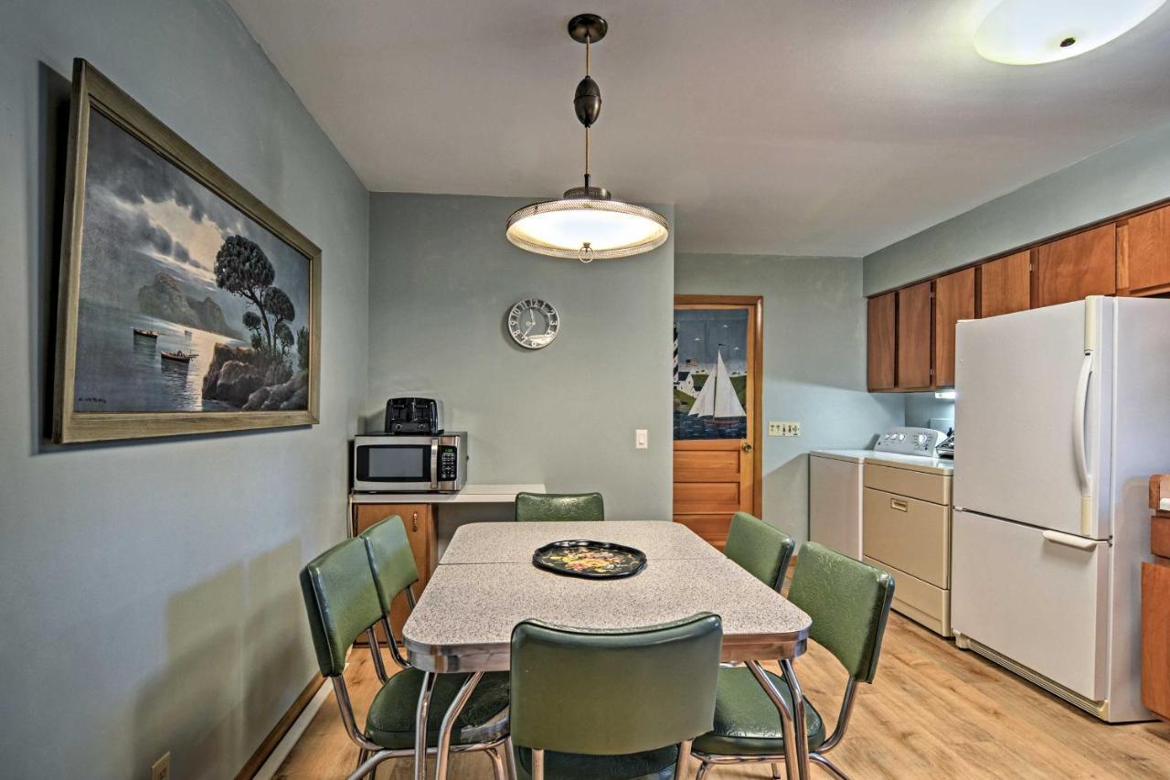 Lake Huron House With Grill And Beach Access! East Tawas المظهر الخارجي الصورة